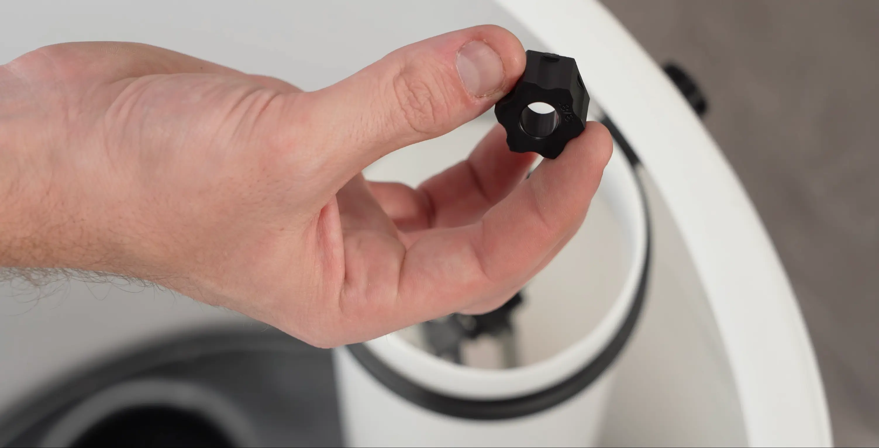 Insert the Spacer and Reconnect | 2