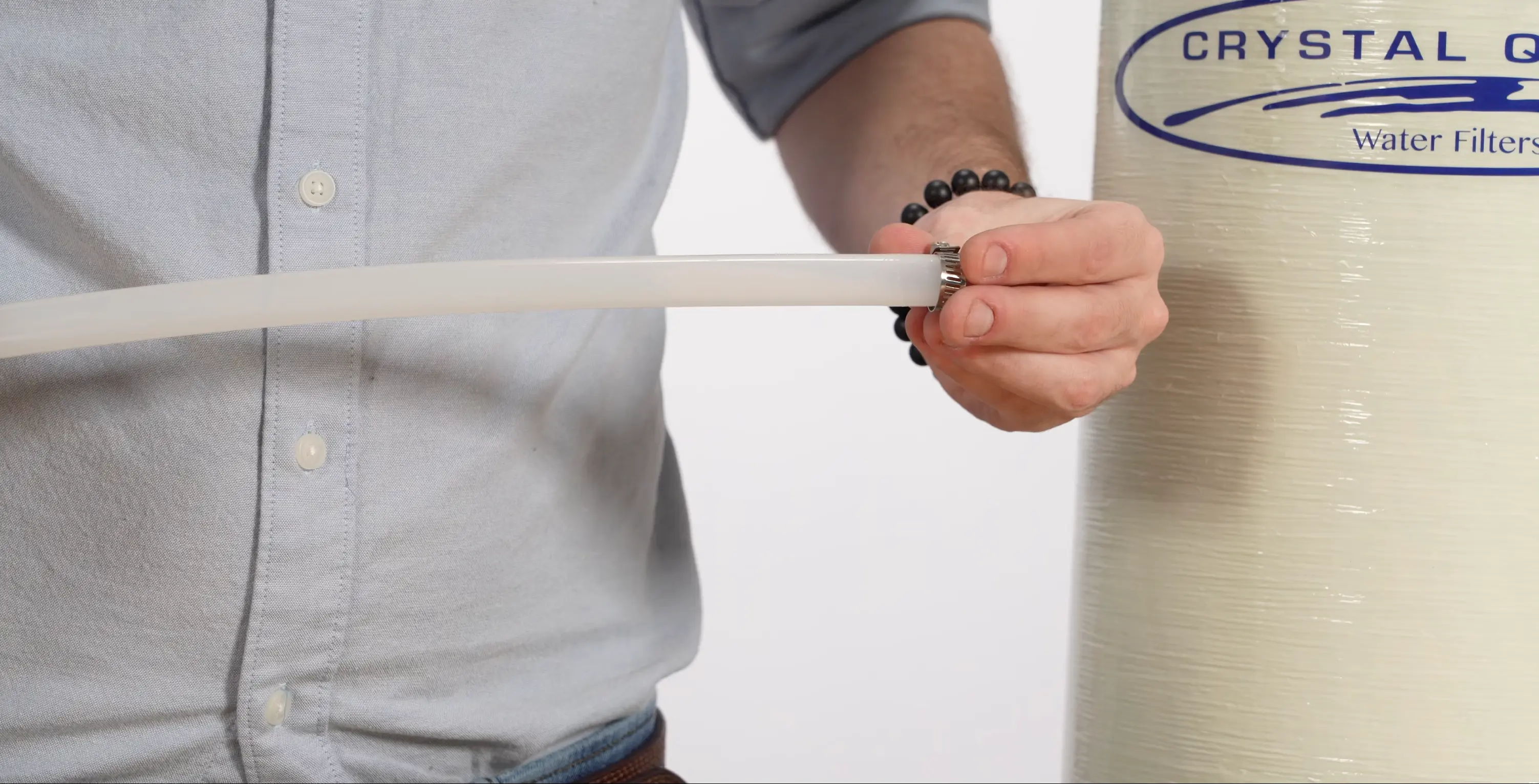Sliding the Hose Clamp onto the Tubing | 1